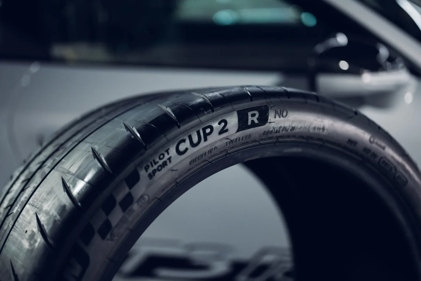 Pilot Sport Cup 2 R band, van dichtbij