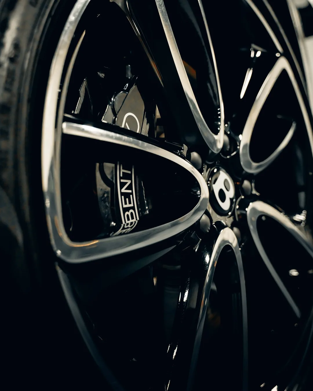 Bentley Continental GT na lakcorrectie en keramische coating bij Verhagen Exclusive