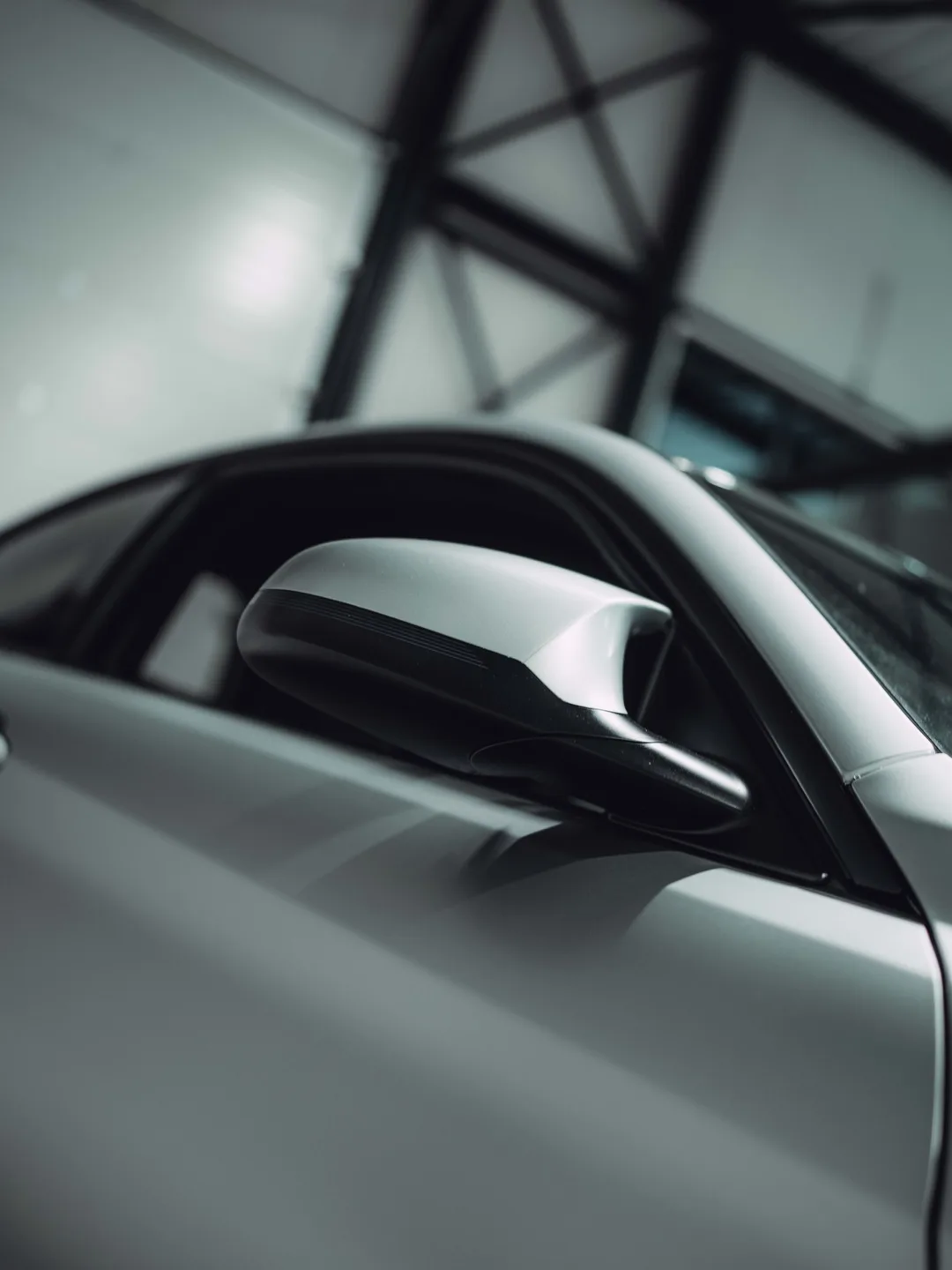 “Swiss spec” BMW M4 in 3M Satin White Aluminium door Verhagen Exclusive